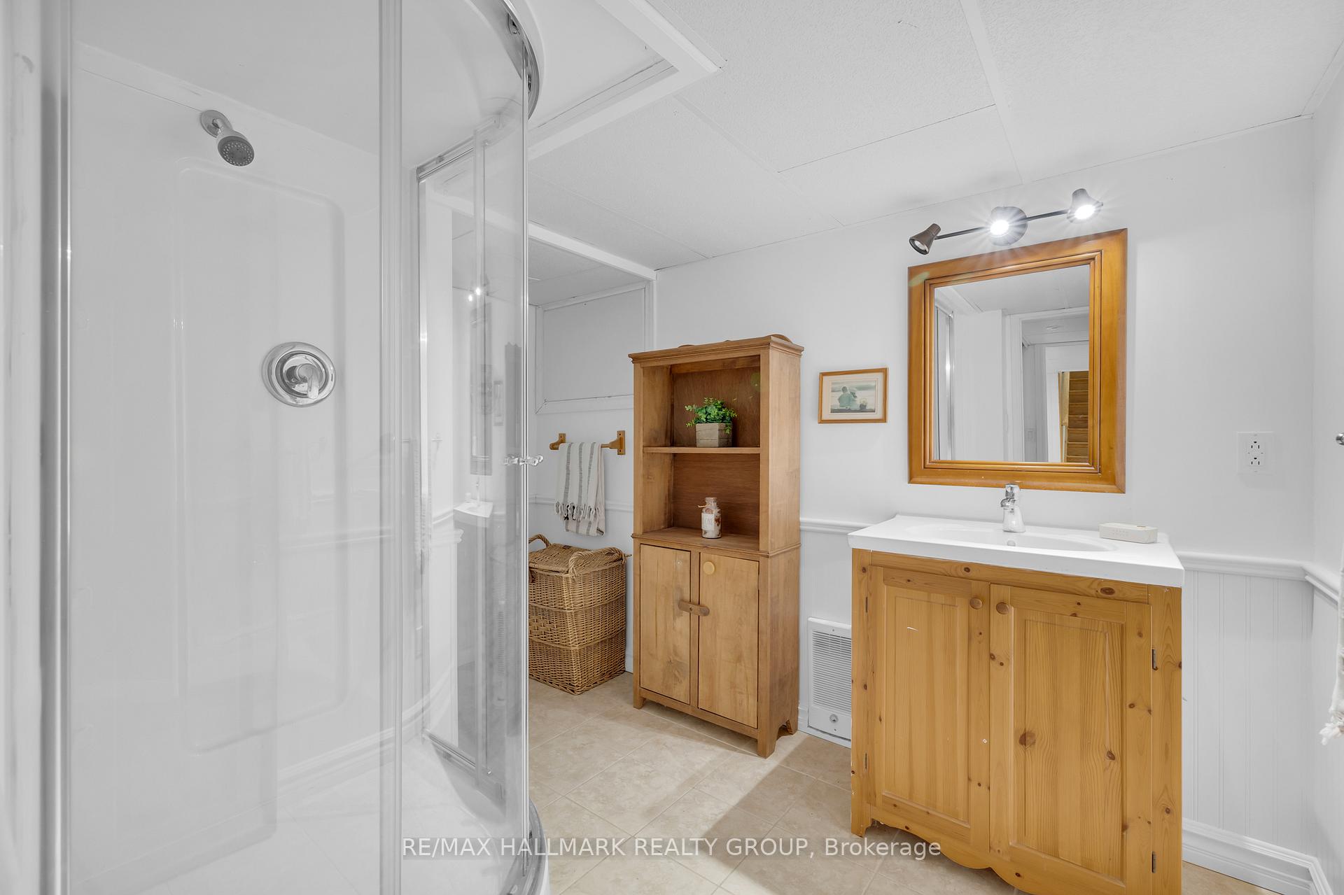 Photo 29 of 2860 Barlow Crescent, Ottawa, Dunrobin Shores — HOMEH