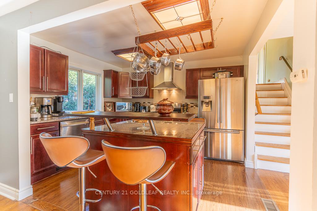 Photo 12 of 1497 Edgecliffe Avenue, Ottawa, Carlington — HOMEH
