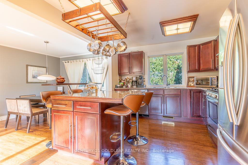 Photo 13 of 1497 Edgecliffe Avenue, Ottawa, Carlington — HOMEH