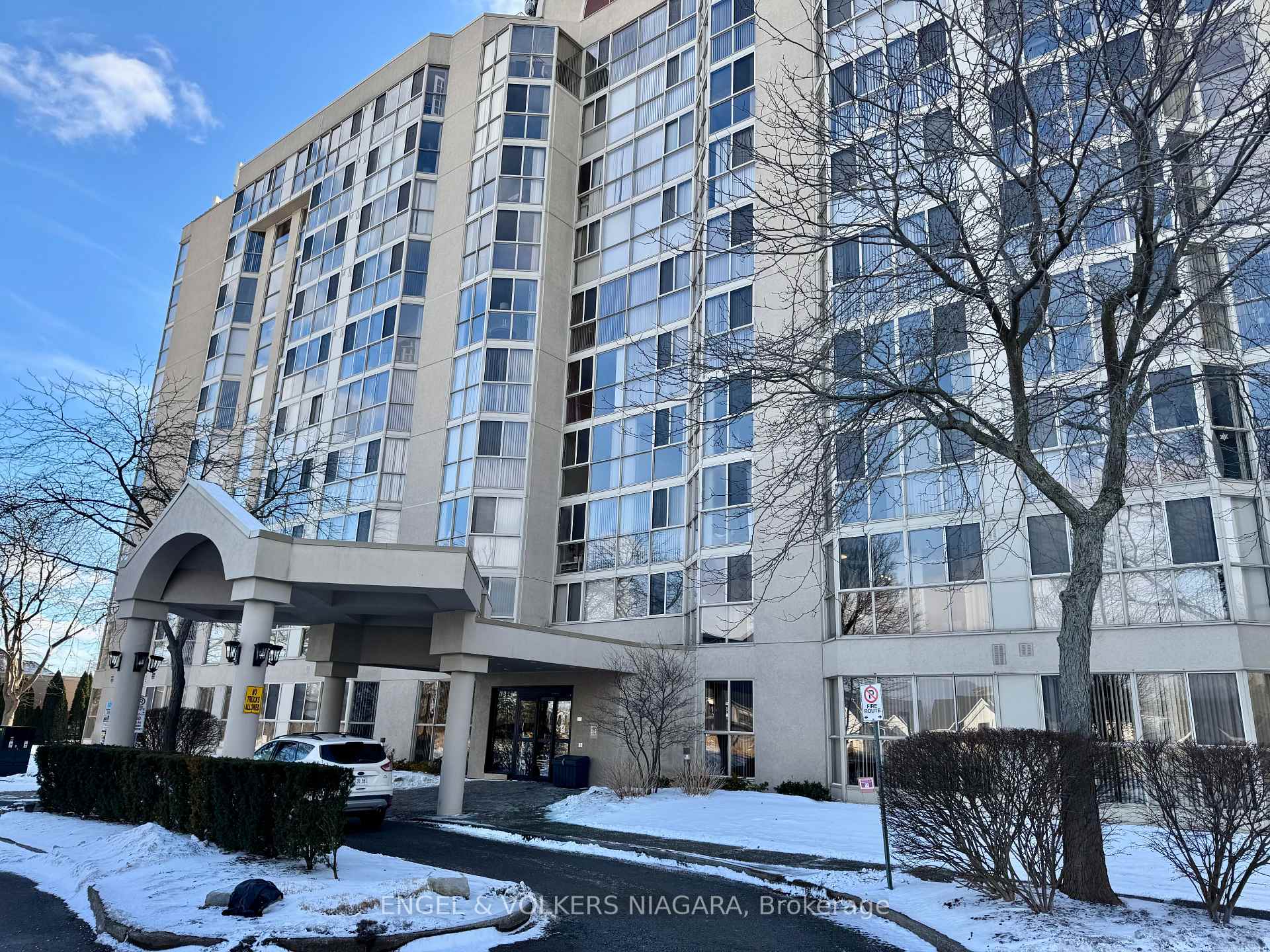 Front of Unit 202, 162 Martindale Road N