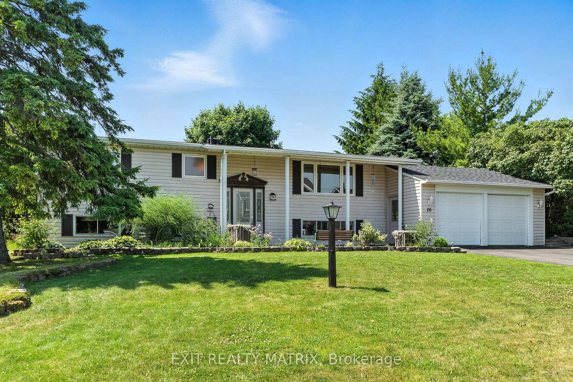 Photo 3 of 26 Farmers Avenue, Champlain, Vankleek Hill — HOMEH