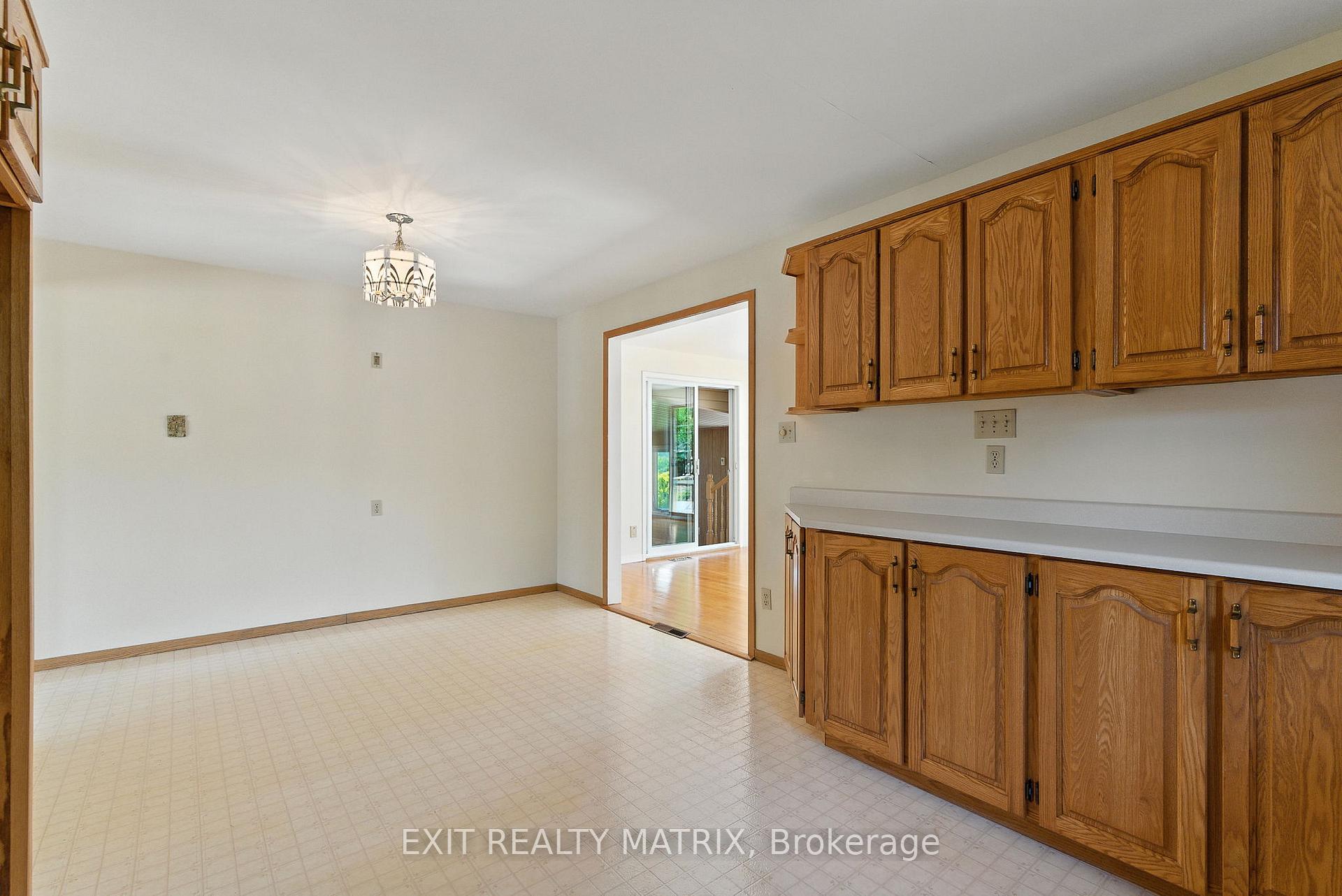 Photo 11 of 26 Farmers Avenue, Champlain, Vankleek Hill — HOMEH