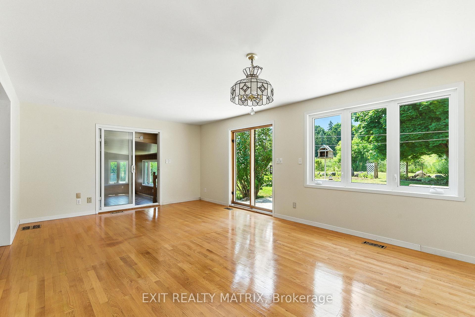 Photo 15 of 26 Farmers Avenue, Champlain, Vankleek Hill — HOMEH