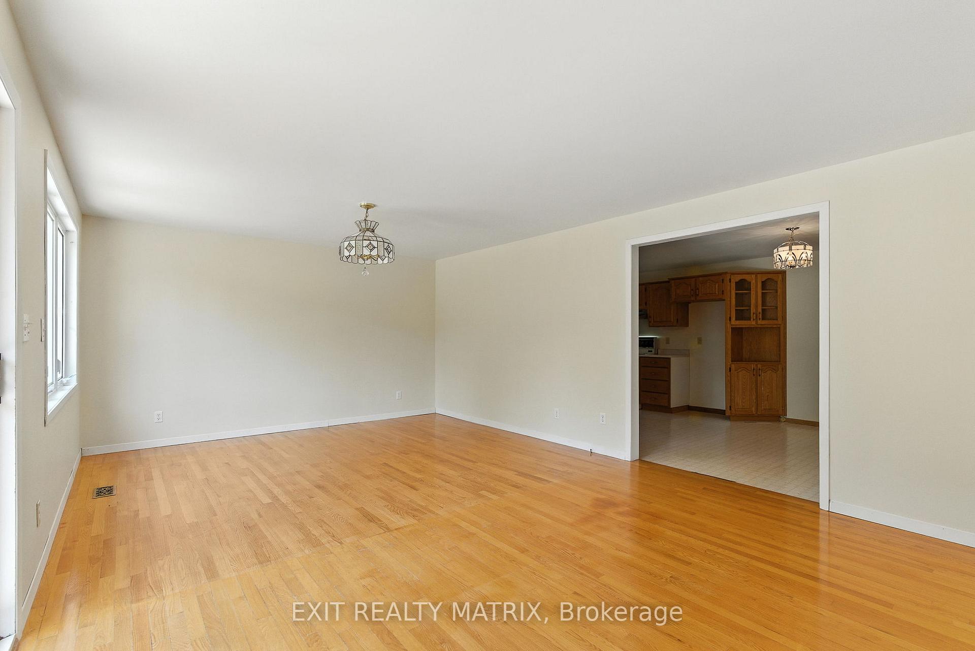 Photo 17 of 26 Farmers Avenue, Champlain, Vankleek Hill — HOMEH