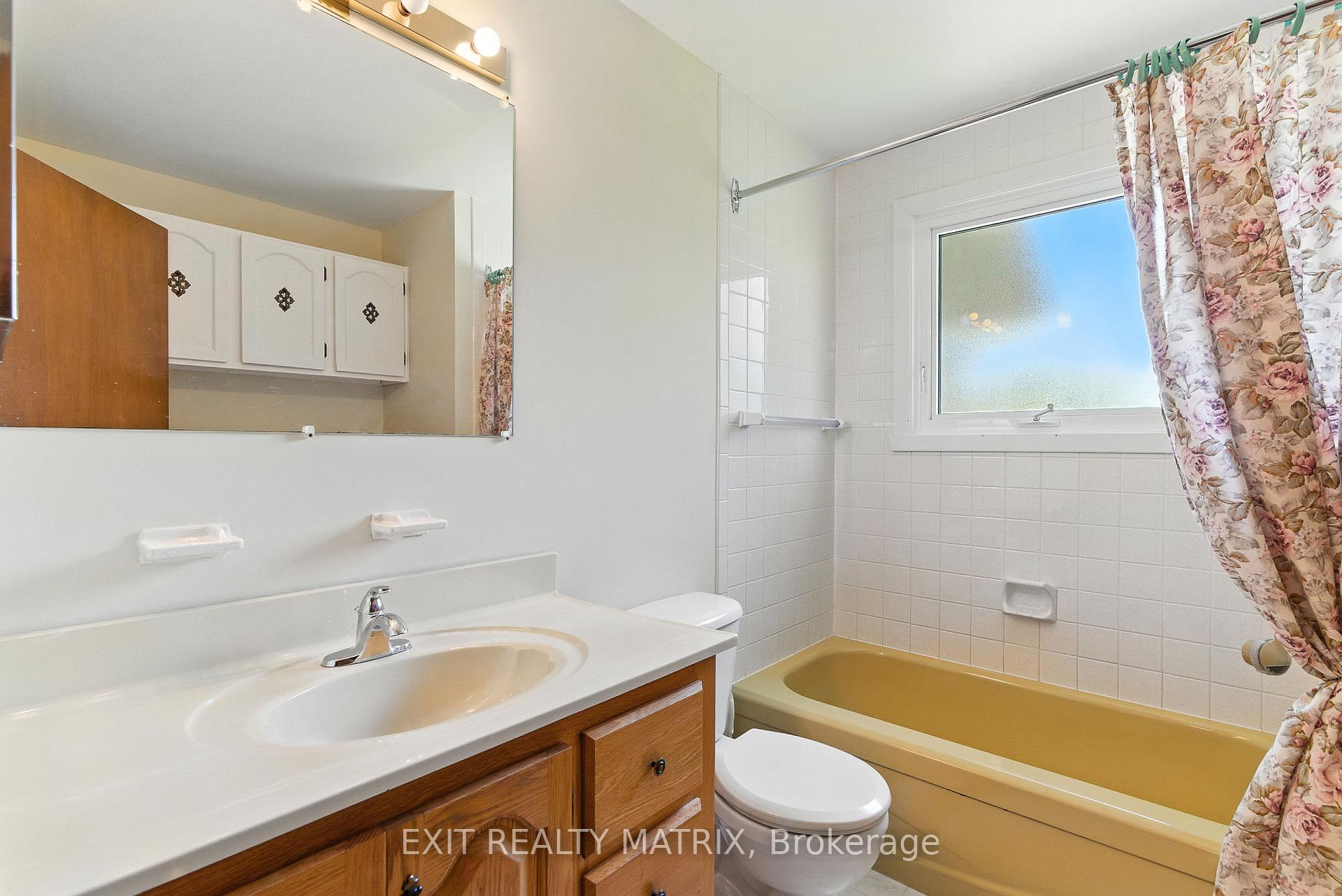 Photo 23 of 26 Farmers Avenue, Champlain, Vankleek Hill — HOMEH
