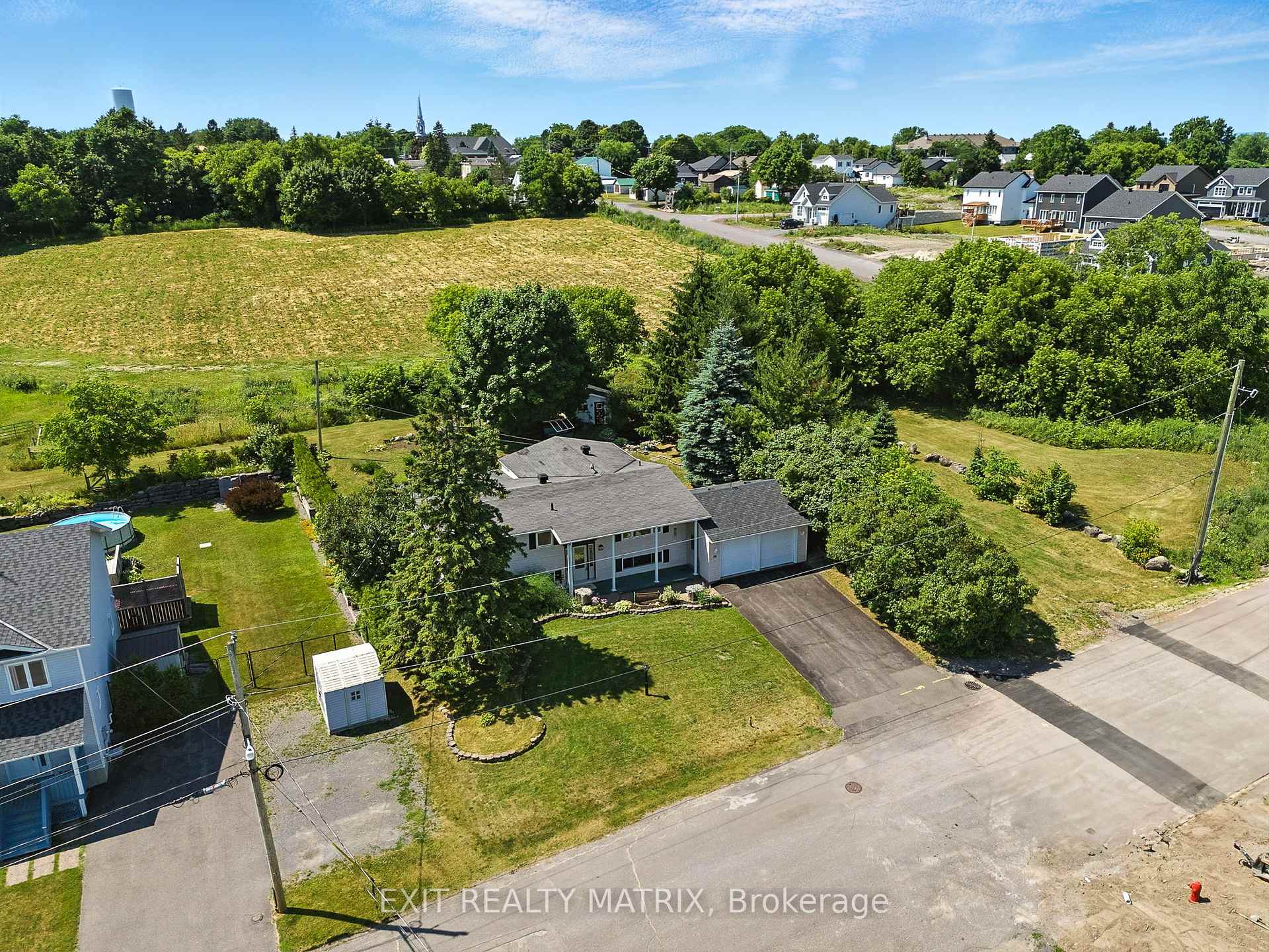 Photo 31 of 26 Farmers Avenue, Champlain, Vankleek Hill — HOMEH