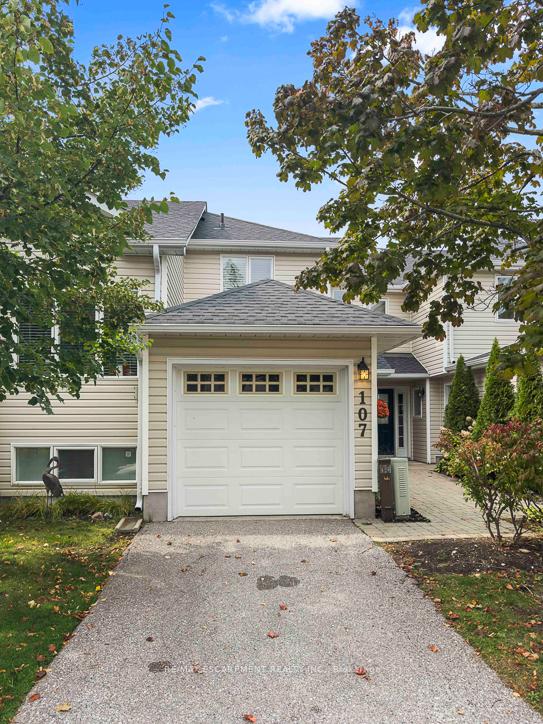 Photo 2 of 107 Ellen Lane, Collingwood — HOMEH