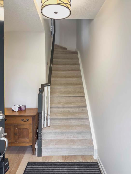 Photo 6 of 107 Ellen Lane, Collingwood — HOMEH
