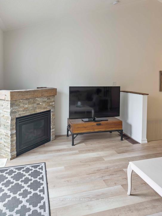 Photo 9 of 107 Ellen Lane, Collingwood — HOMEH