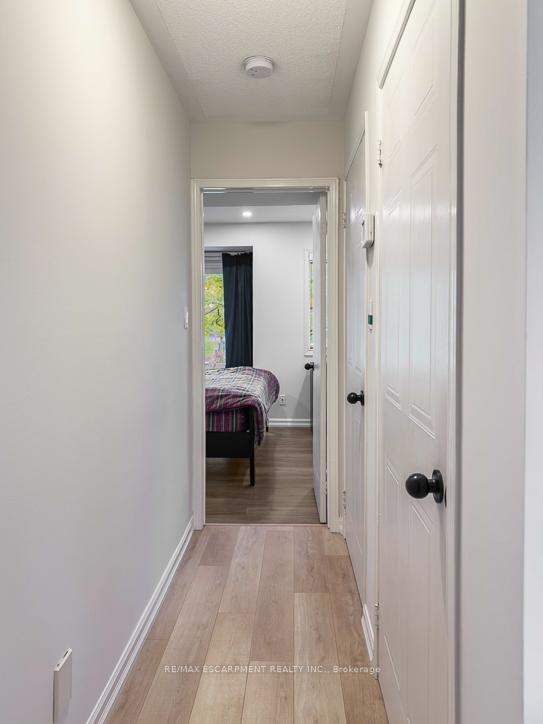 Photo 17 of 107 Ellen Lane, Collingwood — HOMEH
