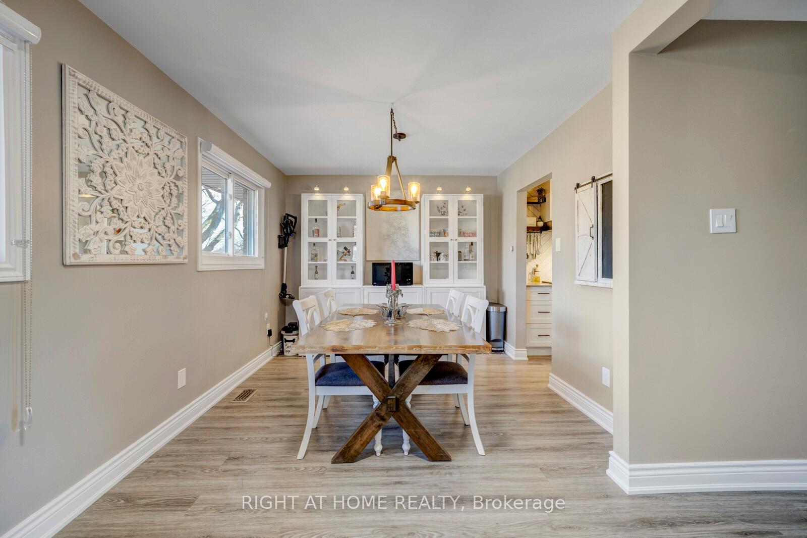 Photo 11 of Unit 3, 985 Limeridge Road E, Hamilton, Berrisfield — HOMEH