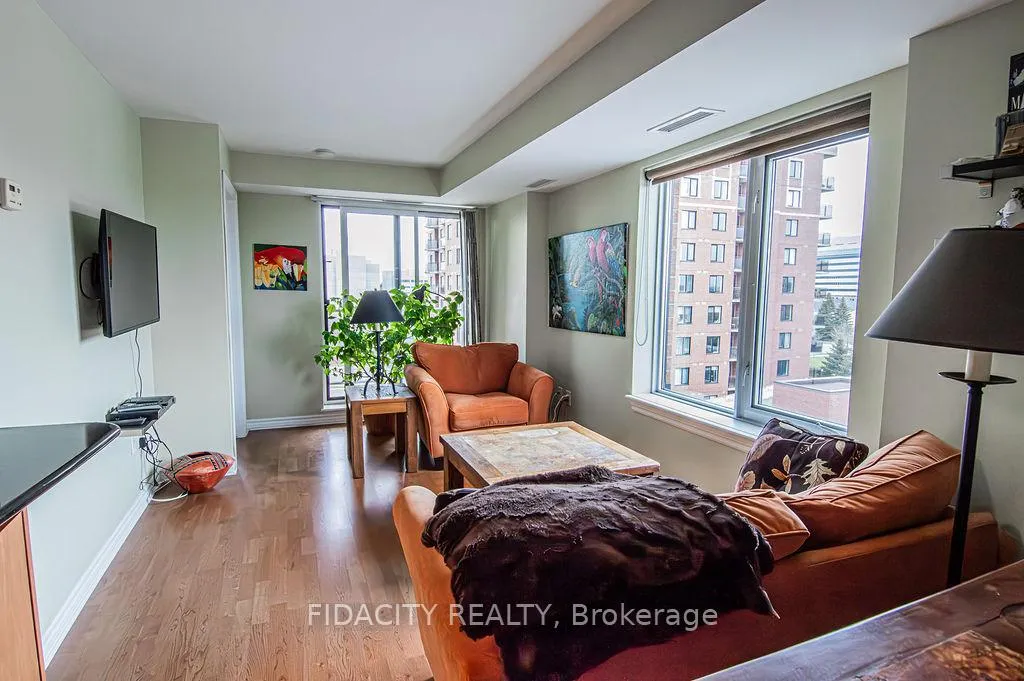 Photo 5 of Unit 601, 314 Central Park Drive, Ottawa, Central Park — HOMEH