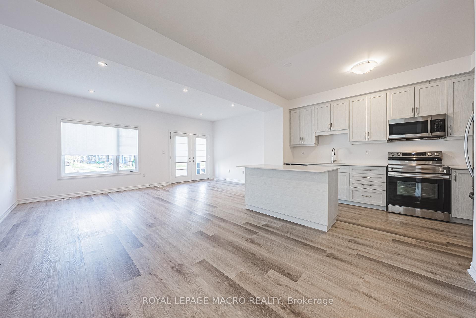 Photo 9 of Unit 5, 461 Blackburn Drive, Brantford — HOMEH