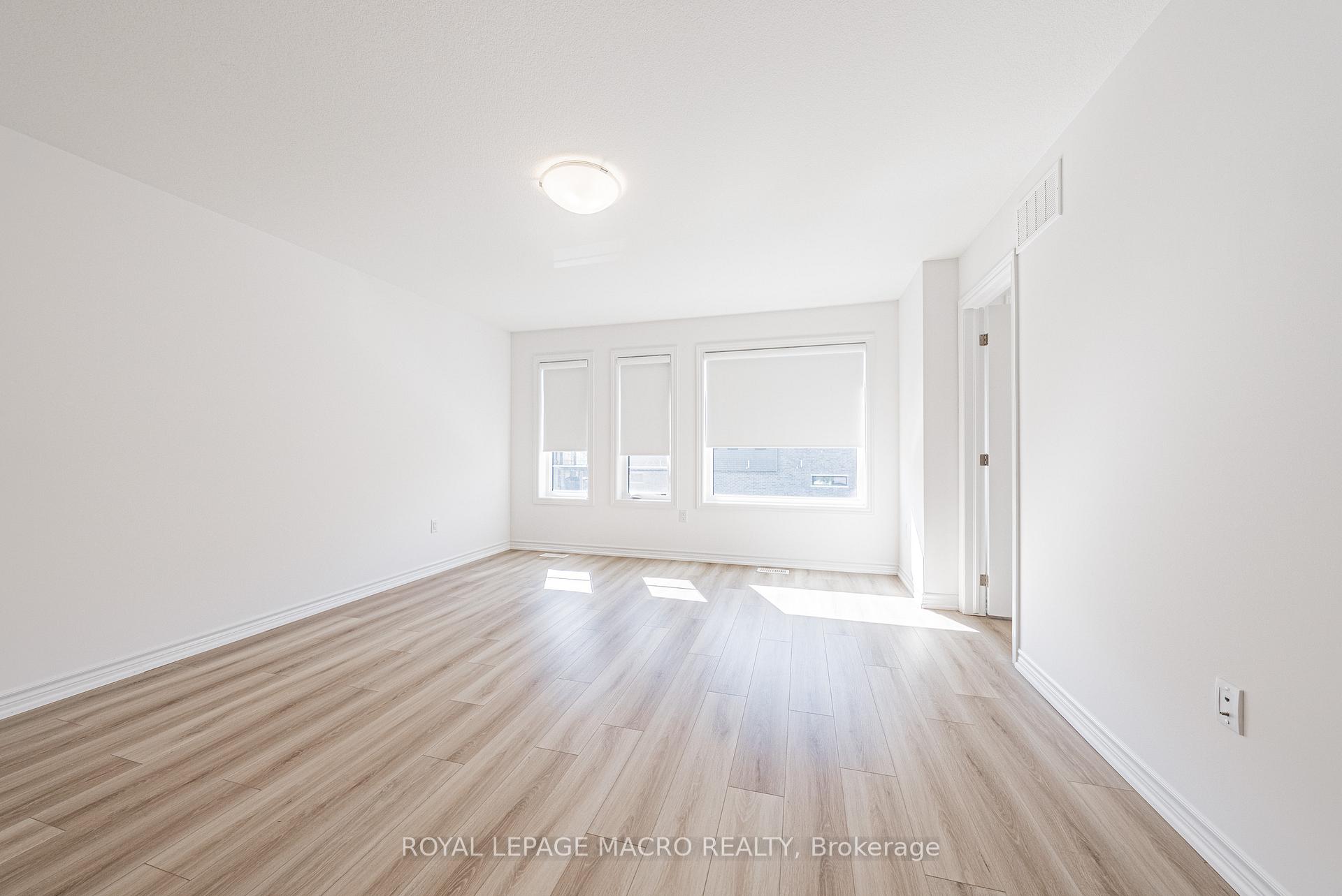 Photo 19 of Unit 5, 461 Blackburn Drive, Brantford — HOMEH
