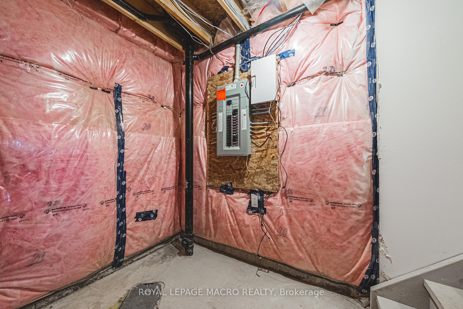 Photo 36 of Unit 5, 461 Blackburn Drive, Brantford — HOMEH