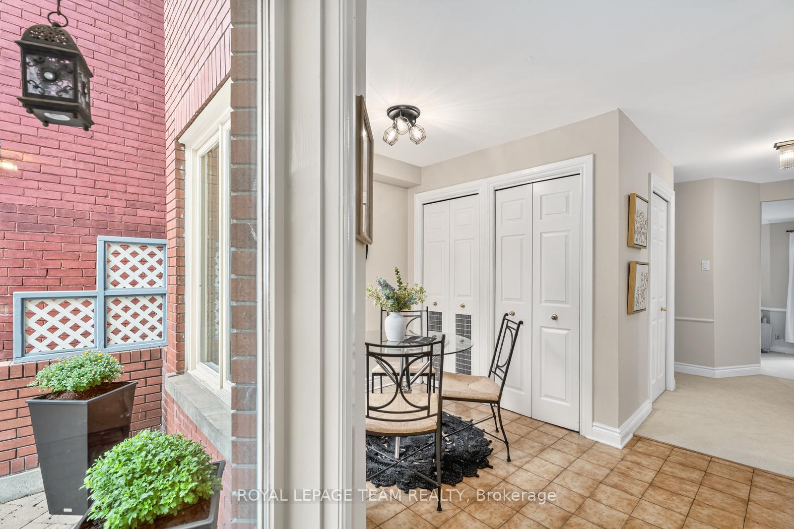 Photo 17 of Unit 9, 292 Laurier Avenue, Ottawa, Sandy Hill — HOMEH