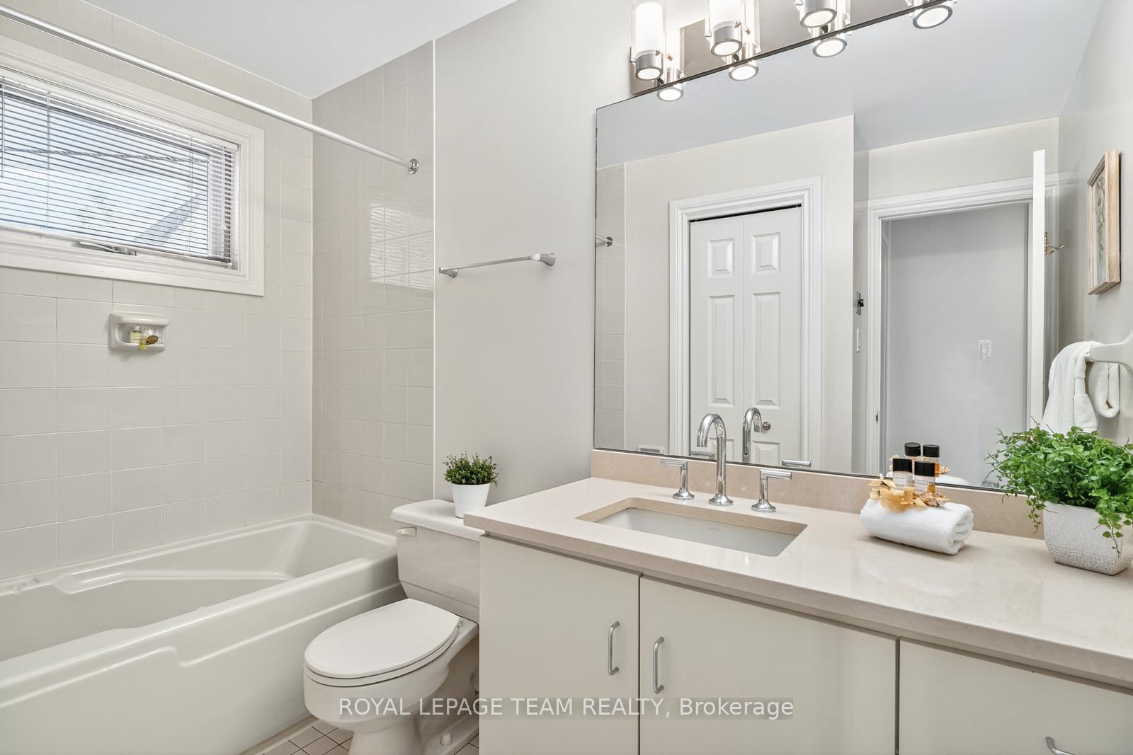Photo 23 of Unit 9, 292 Laurier Avenue, Ottawa, Sandy Hill — HOMEH