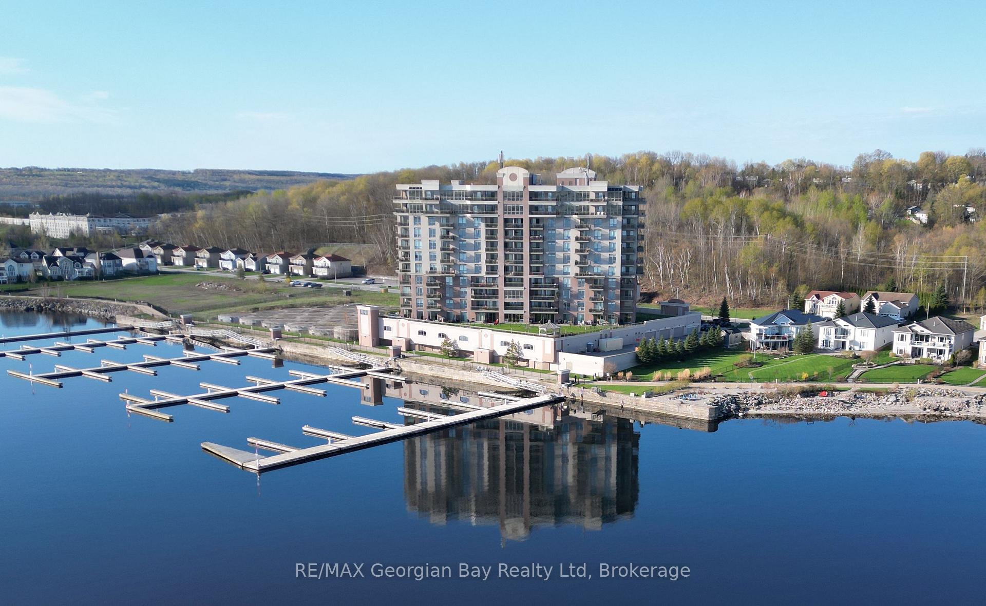 Photo 1 of Unit 403, 699 Aberdeen Boulevard, Midland — HOMEH