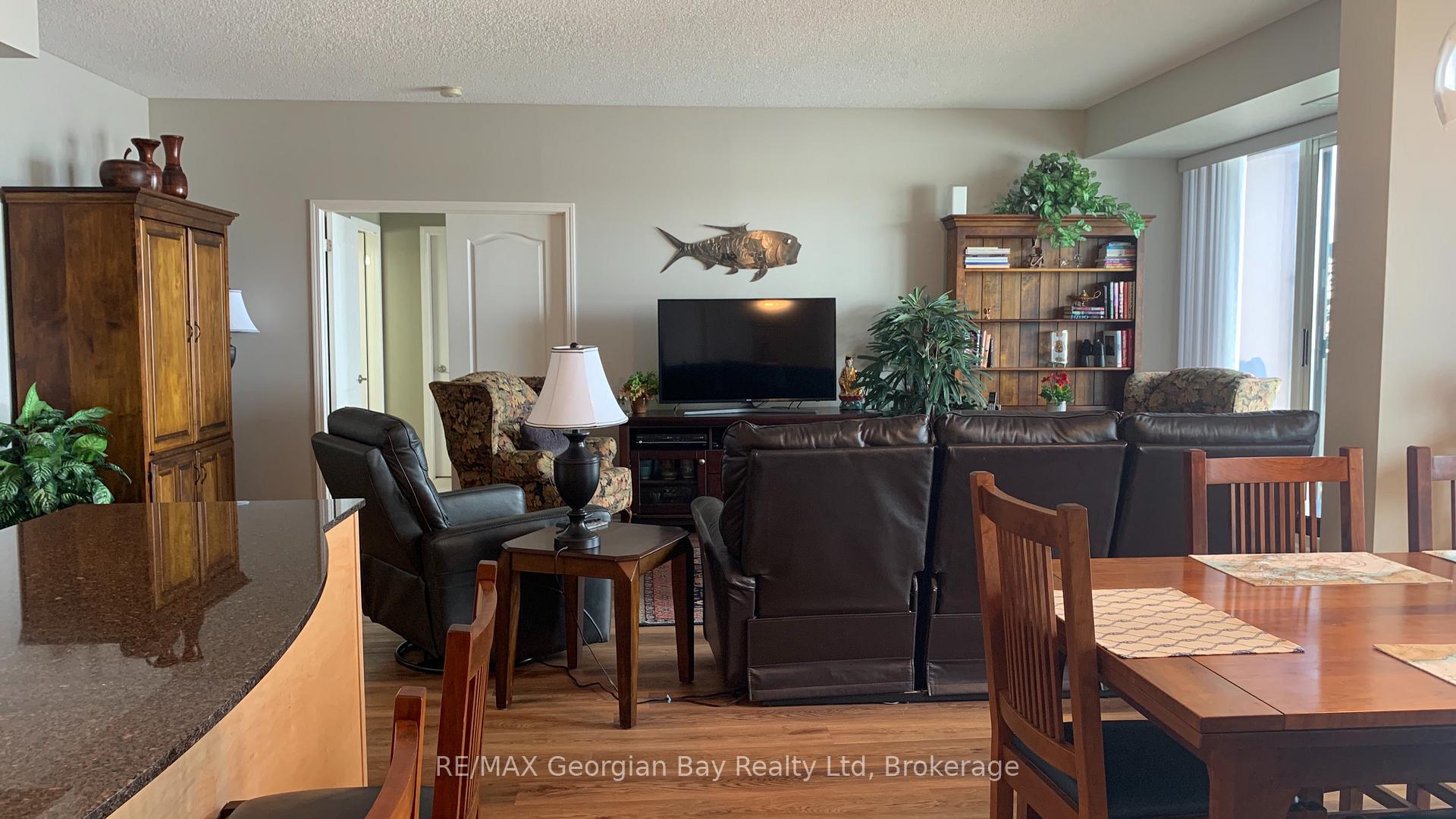Photo 12 of Unit 403, 699 Aberdeen Boulevard, Midland — HOMEH