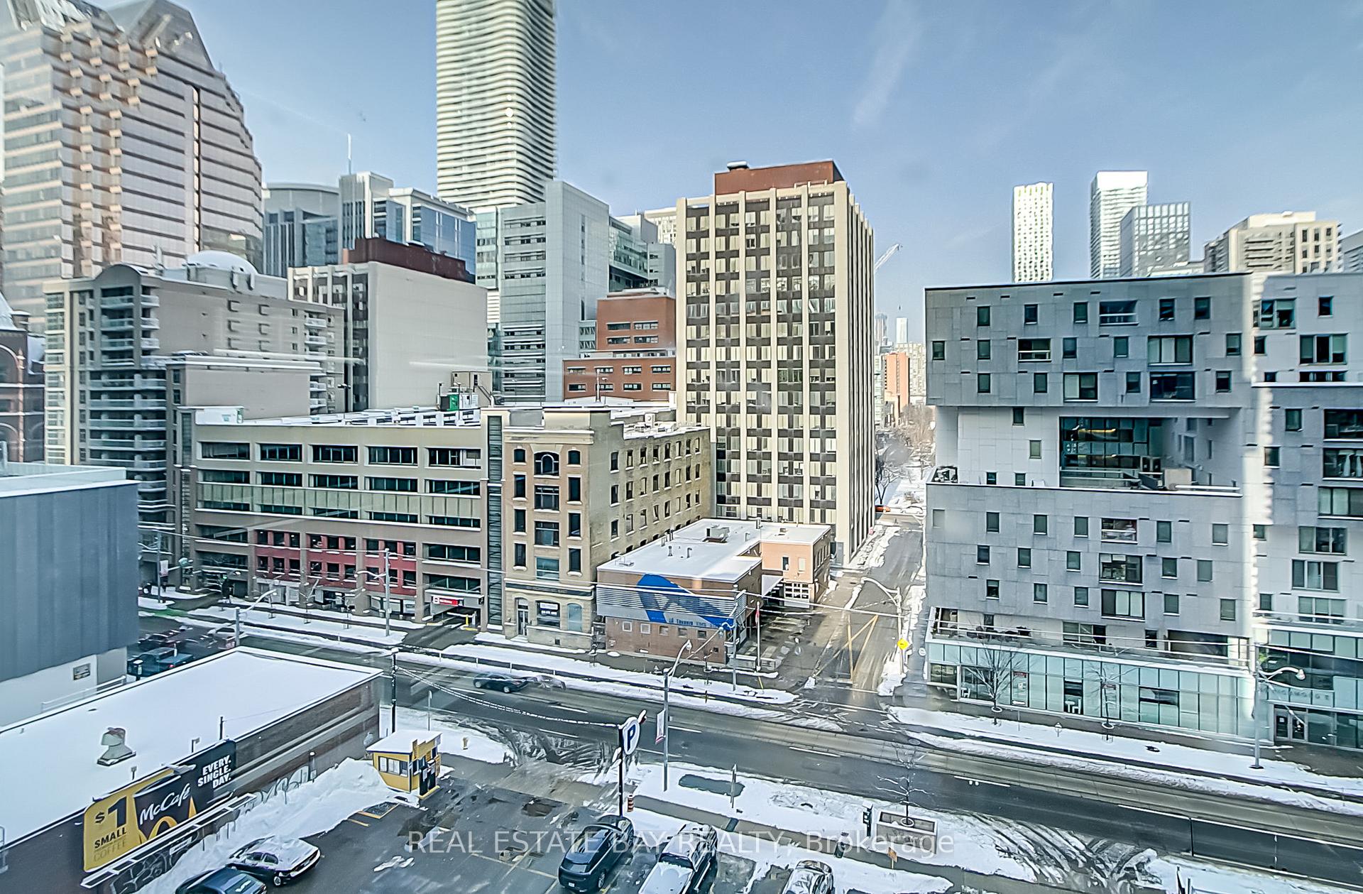 Photo 9 of Unit 1005, 50 Lombard Street, Toronto, Church-Yonge Corridor — HOMEH