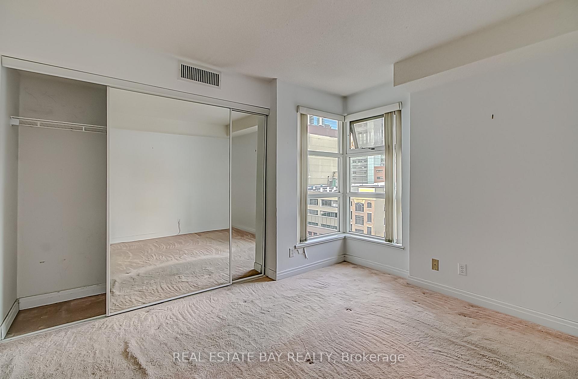 Photo 17 of Unit 1005, 50 Lombard Street, Toronto, Church-Yonge Corridor — HOMEH