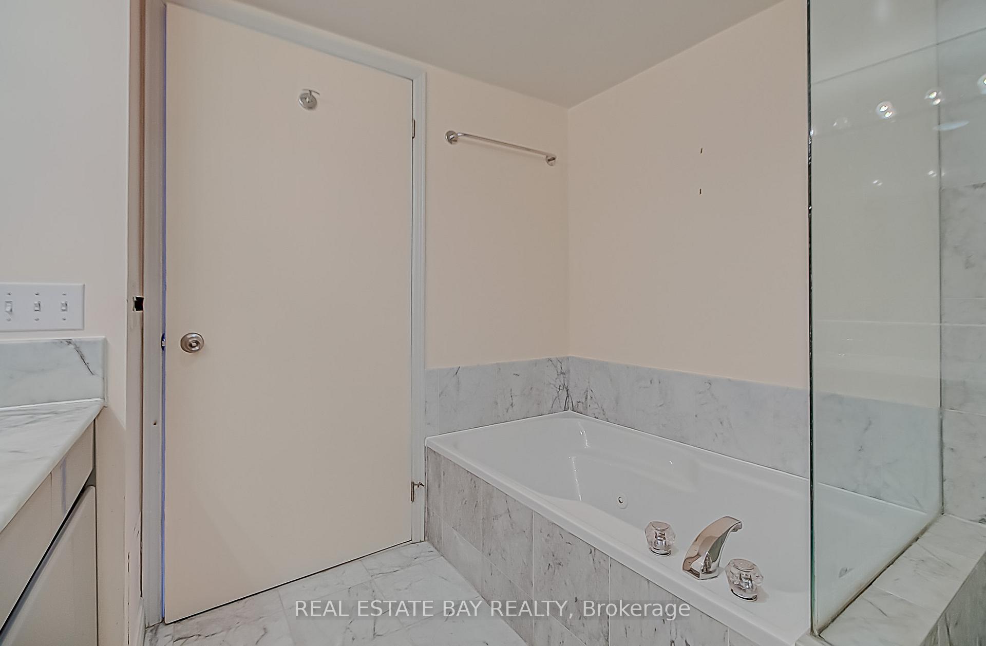 Photo 19 of Unit 1005, 50 Lombard Street, Toronto, Church-Yonge Corridor — HOMEH