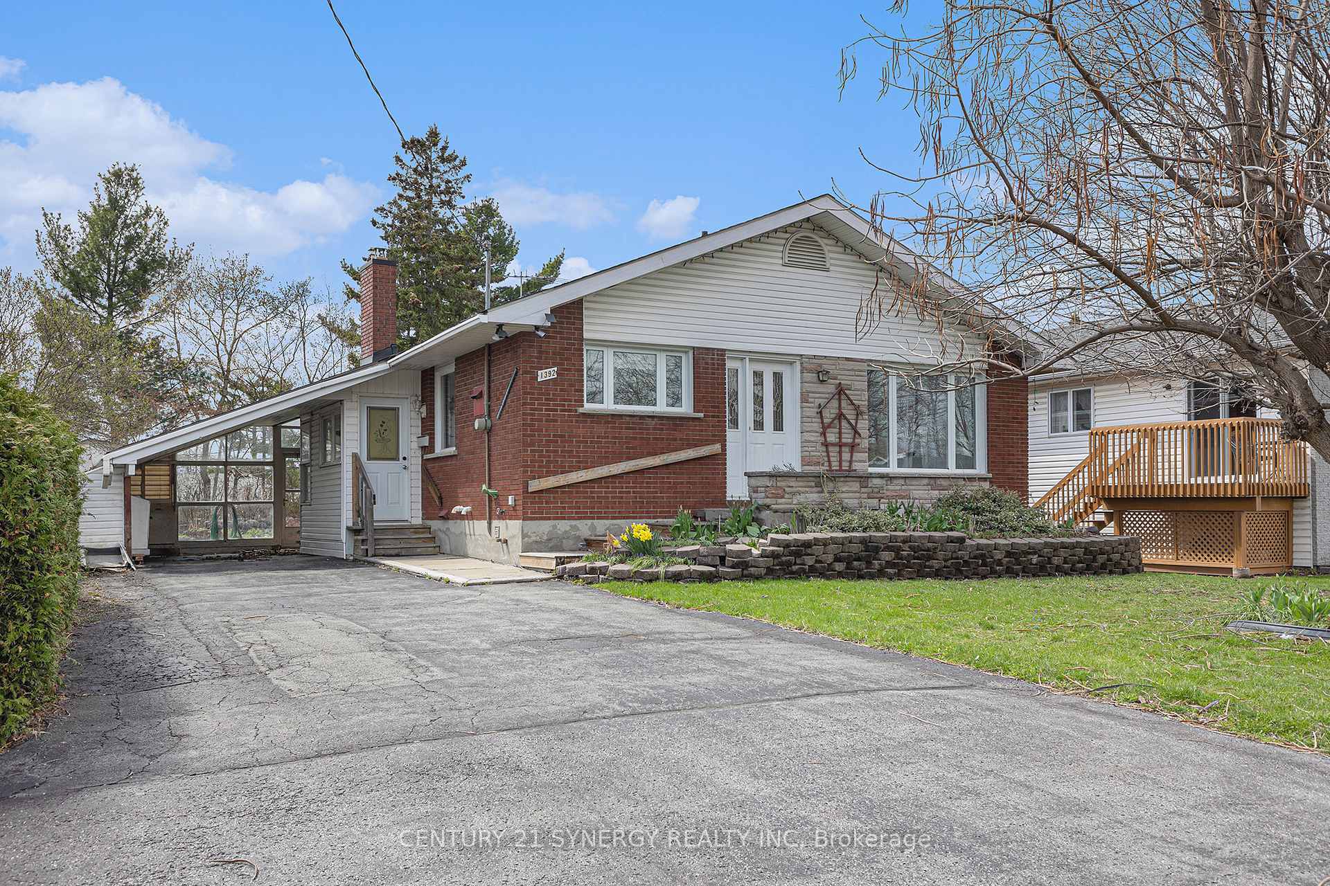 Photo 1 of 1392 Aurele Street, Ottawa, Pineview — HOMEH