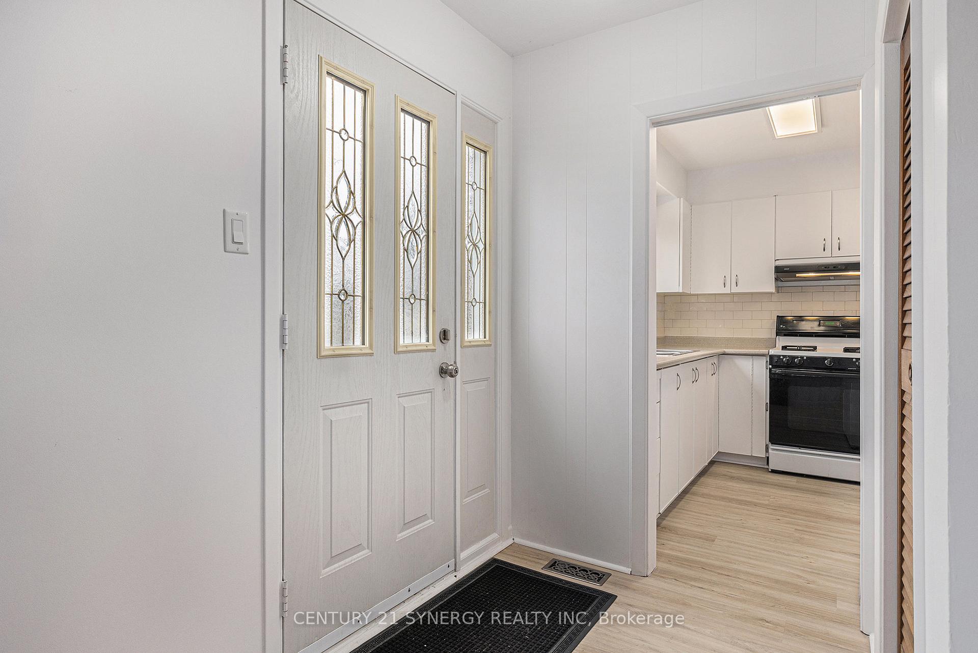 Photo 2 of 1392 Aurele Street, Ottawa, Pineview — HOMEH