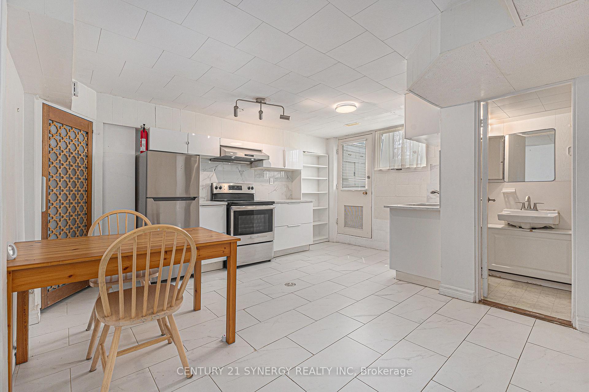 Photo 16 of 1392 Aurele Street, Ottawa, Pineview — HOMEH