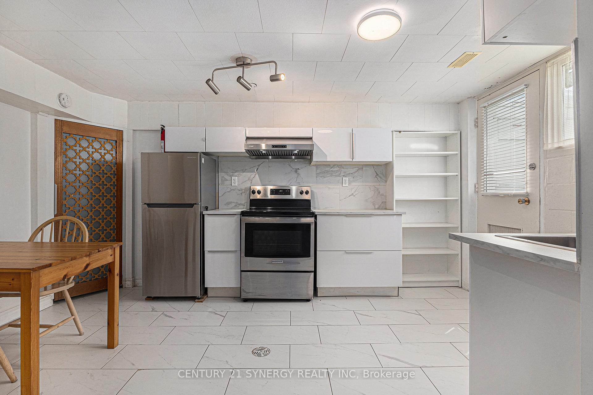 Photo 14 of 1392 Aurele Street, Ottawa, Pineview — HOMEH