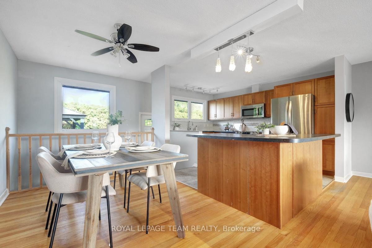 Photo 9 of 25 Newgale Street, Ottawa, Crystal Beach — HOMEH
