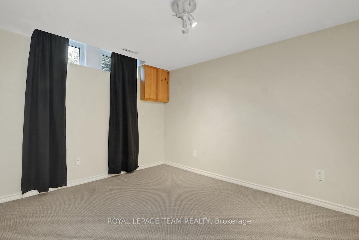 Photo 33 of 25 Newgale Street, Ottawa, Crystal Beach — HOMEH