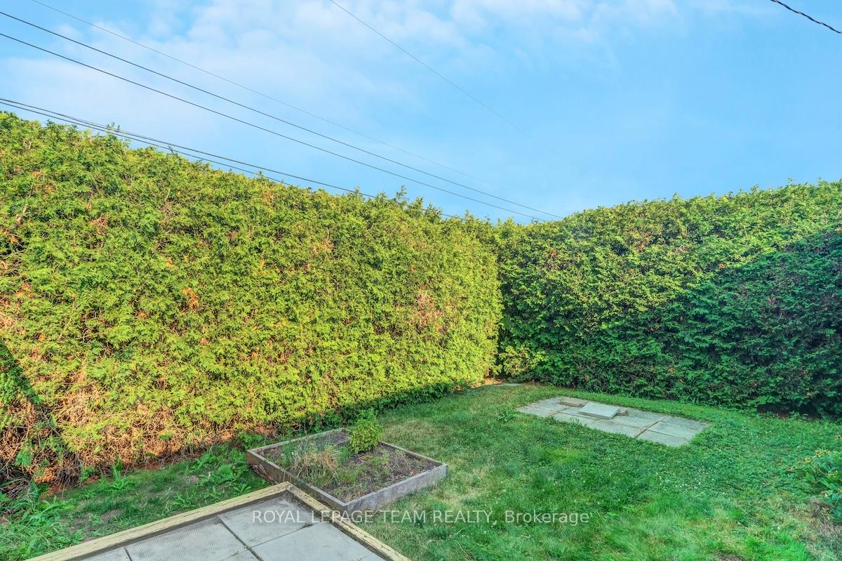 Photo 42 of 25 Newgale Street, Ottawa, Crystal Beach — HOMEH