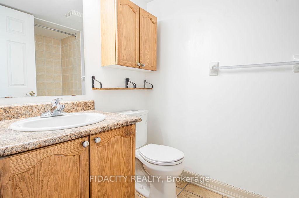 Photo 8 of Unit 3L, 310 Central Park Drive, Ottawa, Central Park — HOMEH