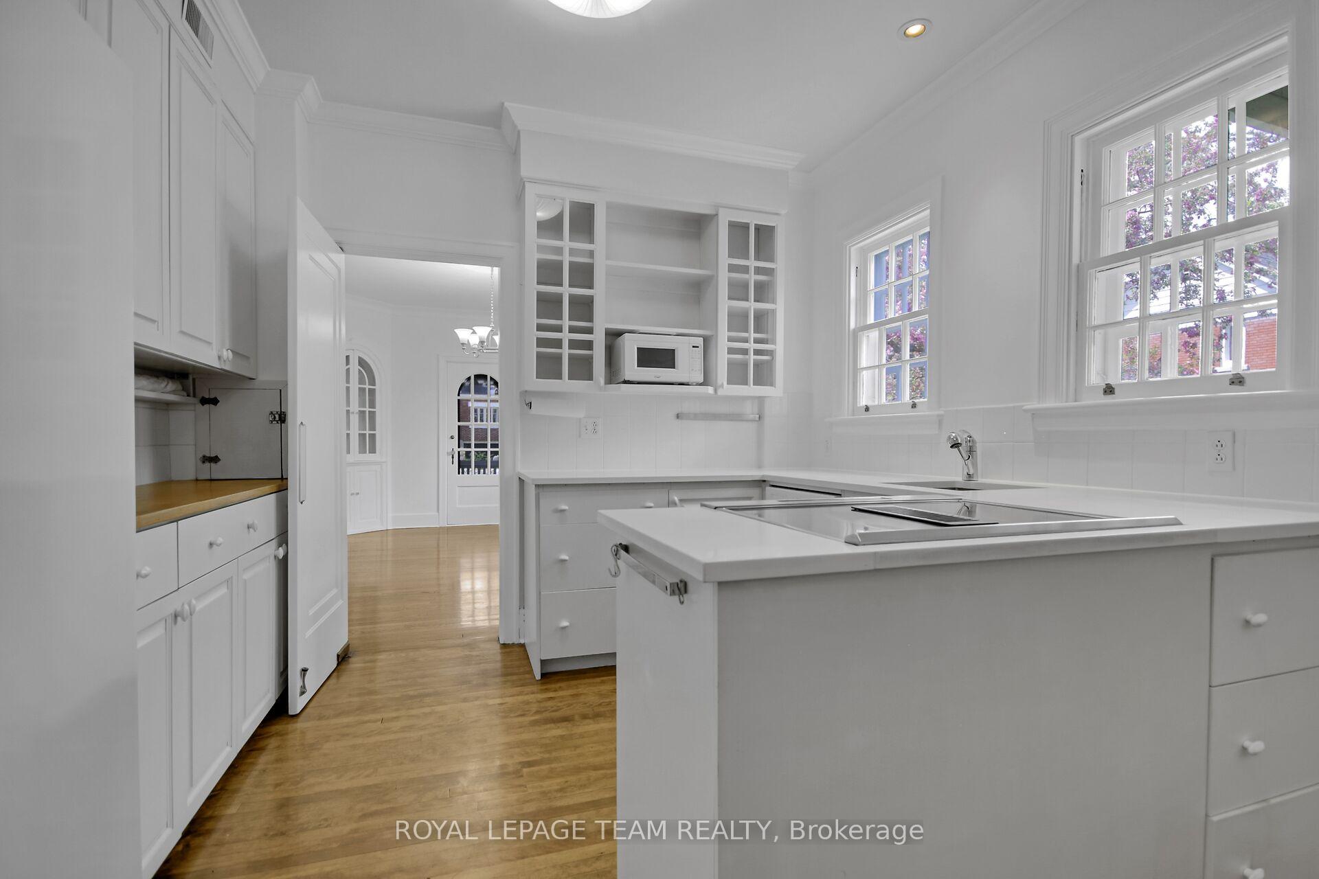 Photo 11 of 105 Kenilworth Street, Ottawa, Civic Hospital — HOMEH