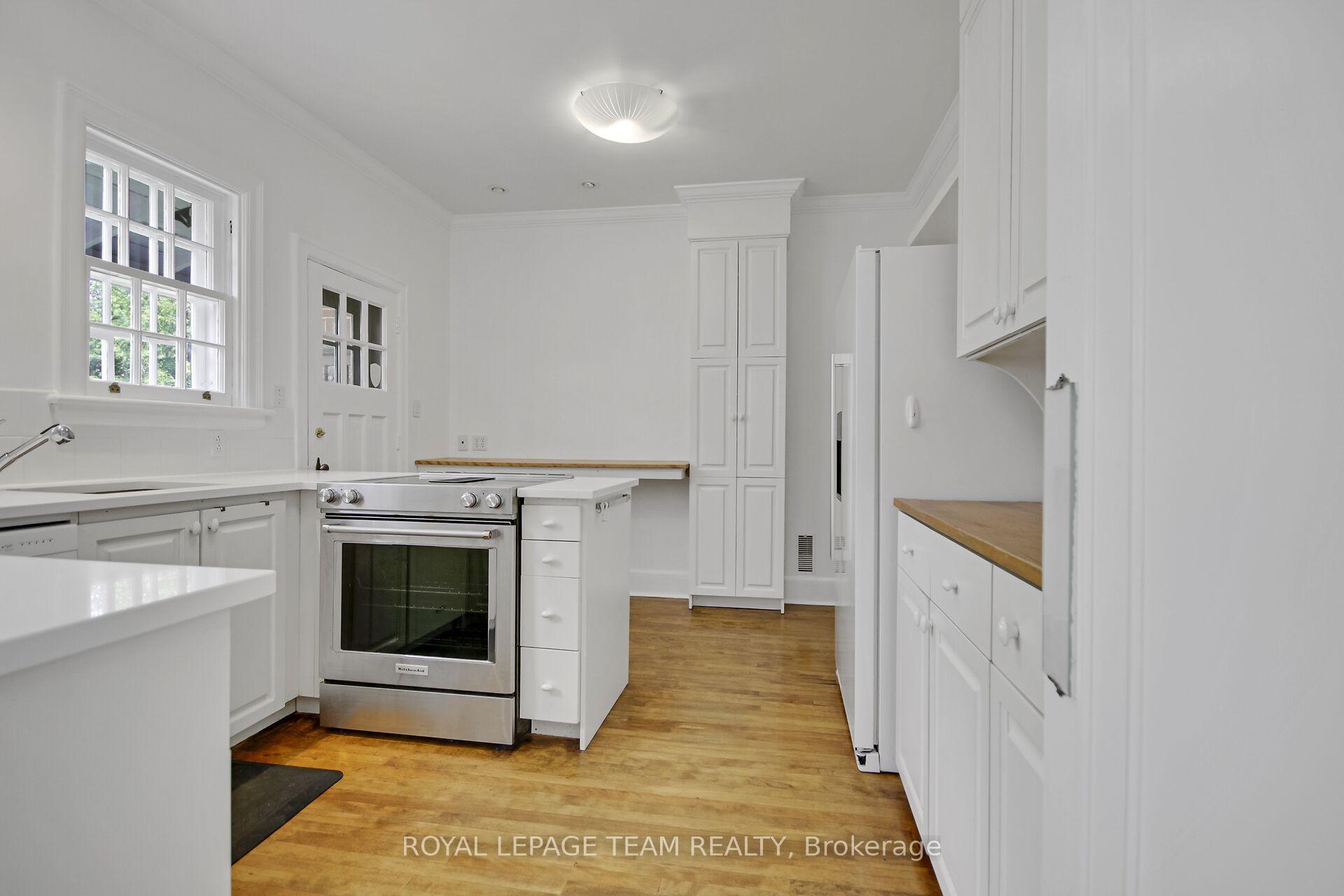 Photo 12 of 105 Kenilworth Street, Ottawa, Civic Hospital — HOMEH