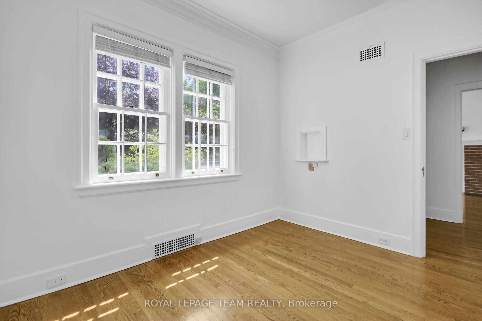 Photo 17 of 105 Kenilworth Street, Ottawa, Civic Hospital — HOMEH
