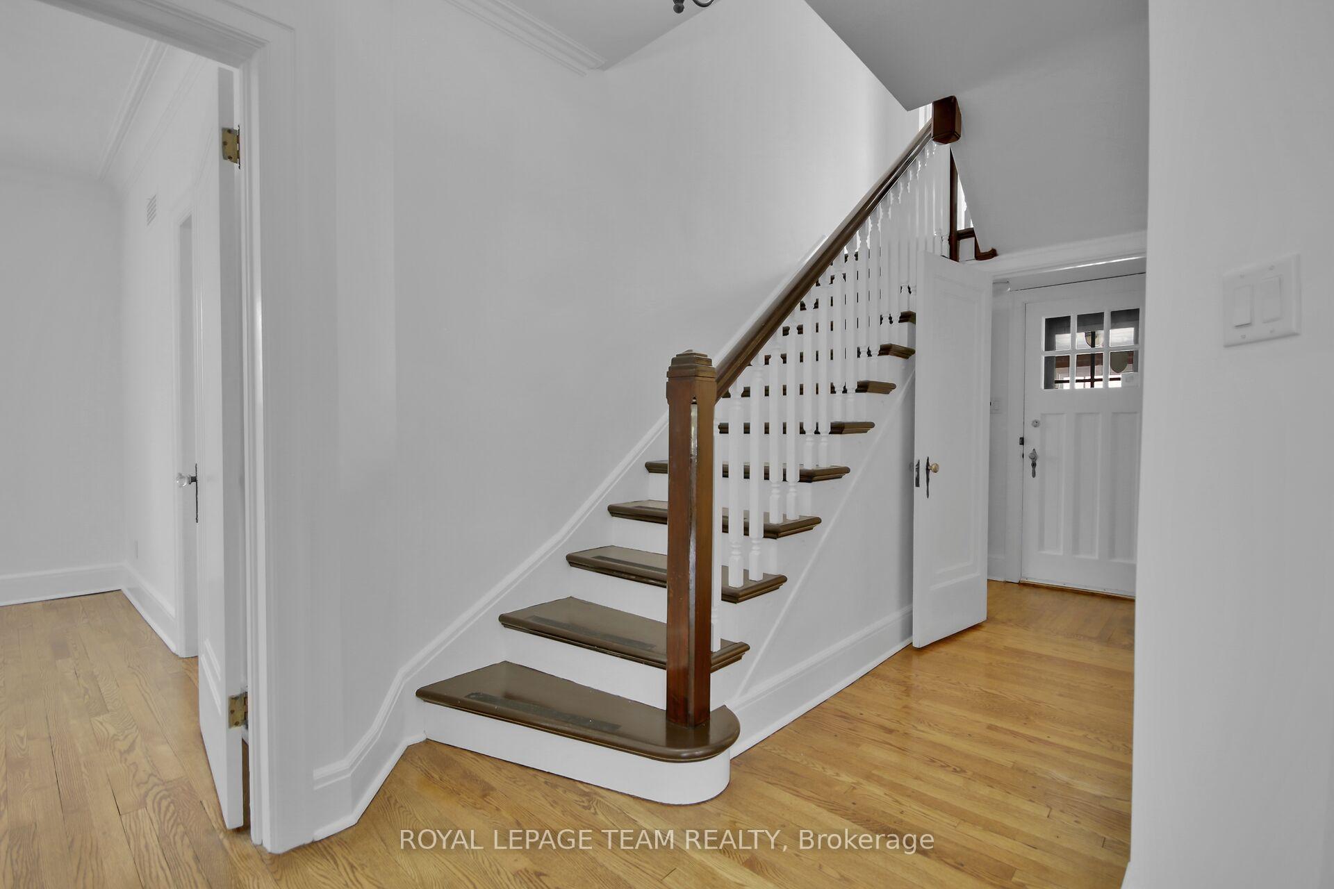 Photo 19 of 105 Kenilworth Street, Ottawa, Civic Hospital — HOMEH