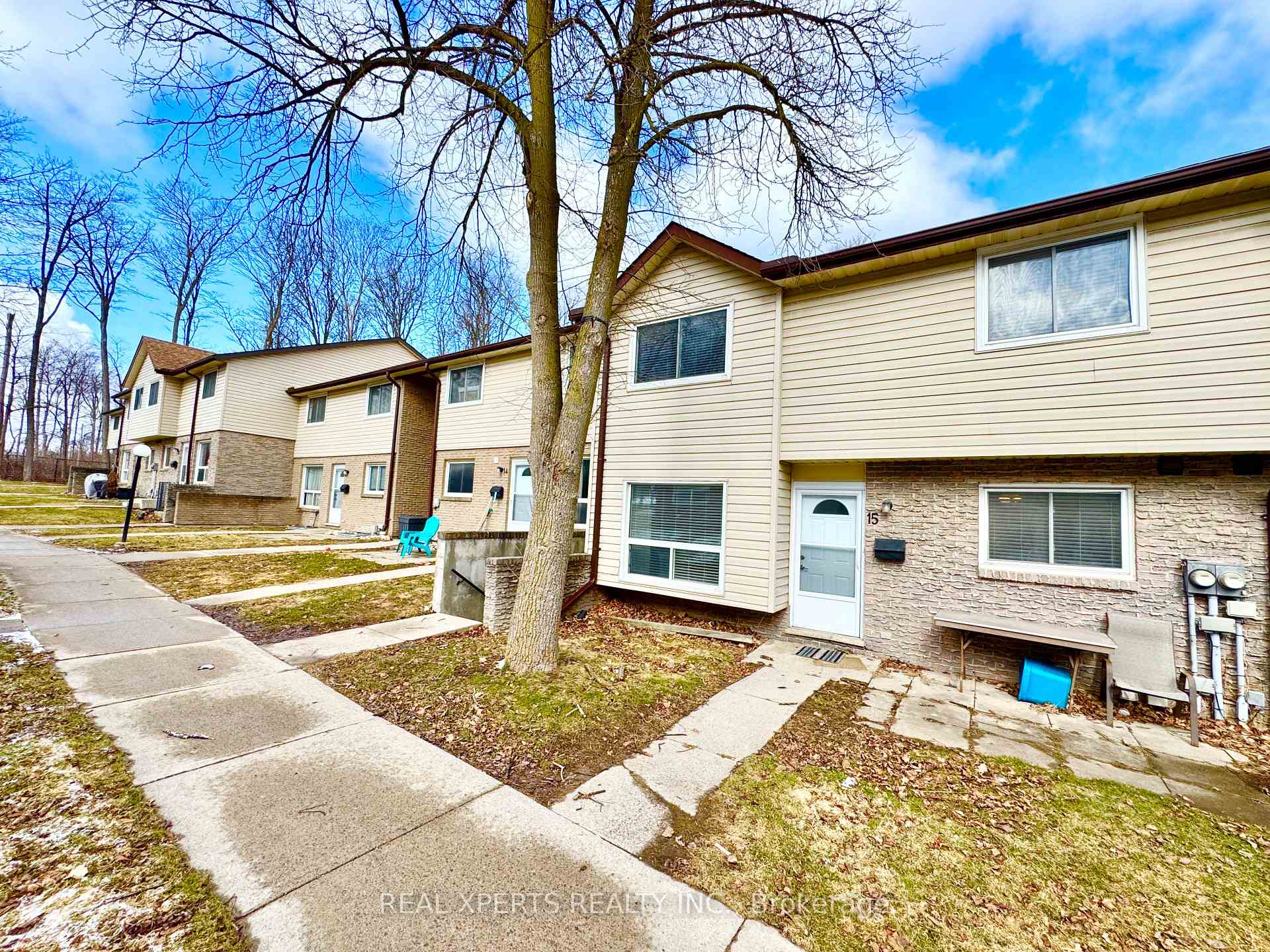 Photo 1 of Unit 15, 453 Albert Street, Waterloo — HOMEH