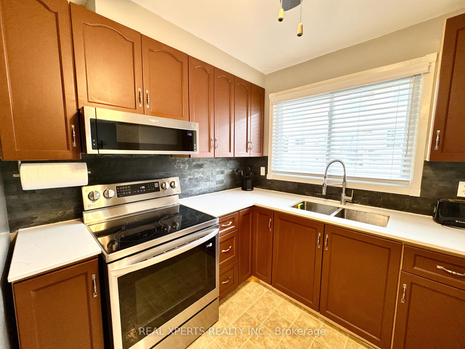Photo 8 of Unit 15, 453 Albert Street, Waterloo — HOMEH