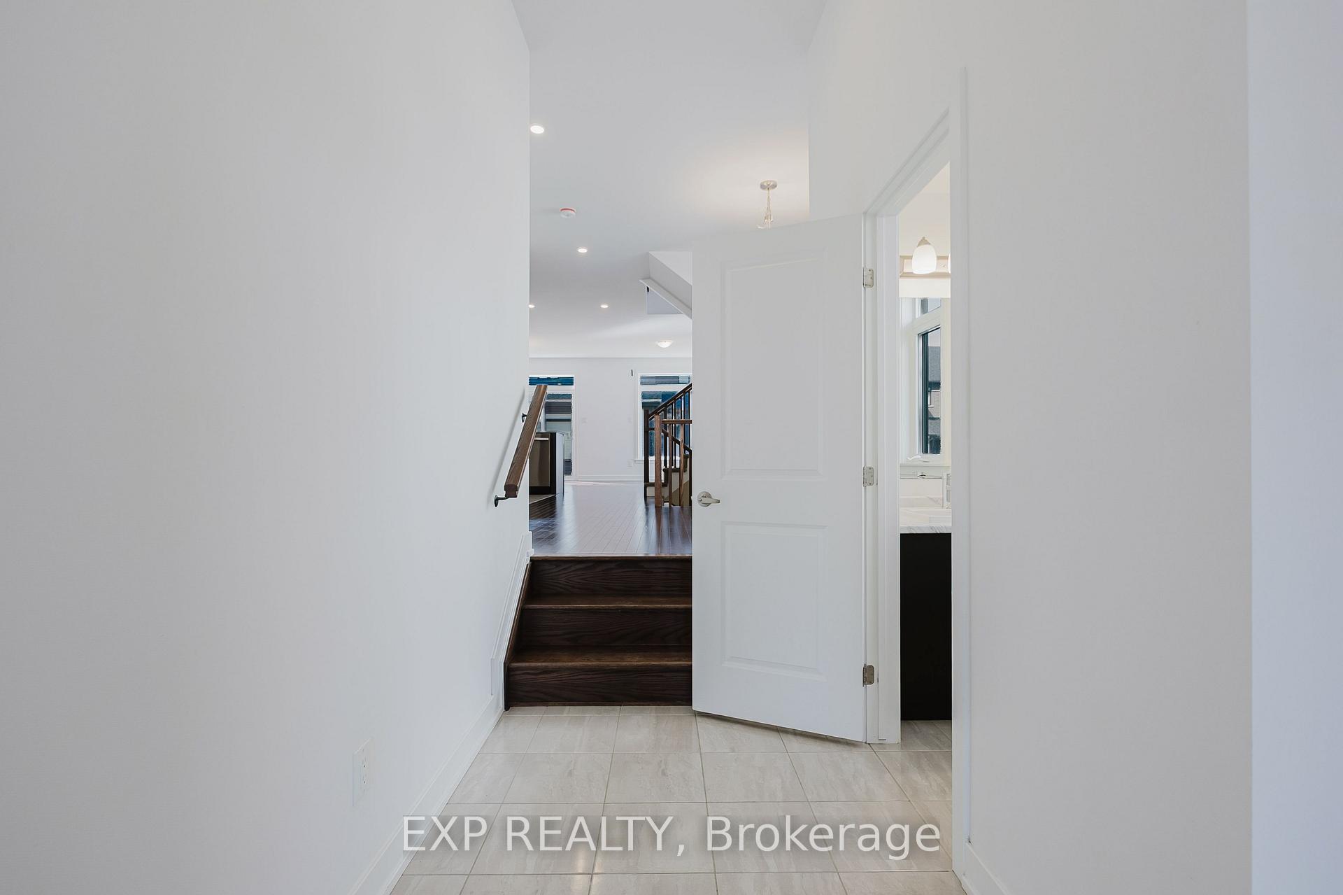 Photo 41 of 808 Mochi Circle, Ottawa, Barrhaven - Heritage Park — HOMEH