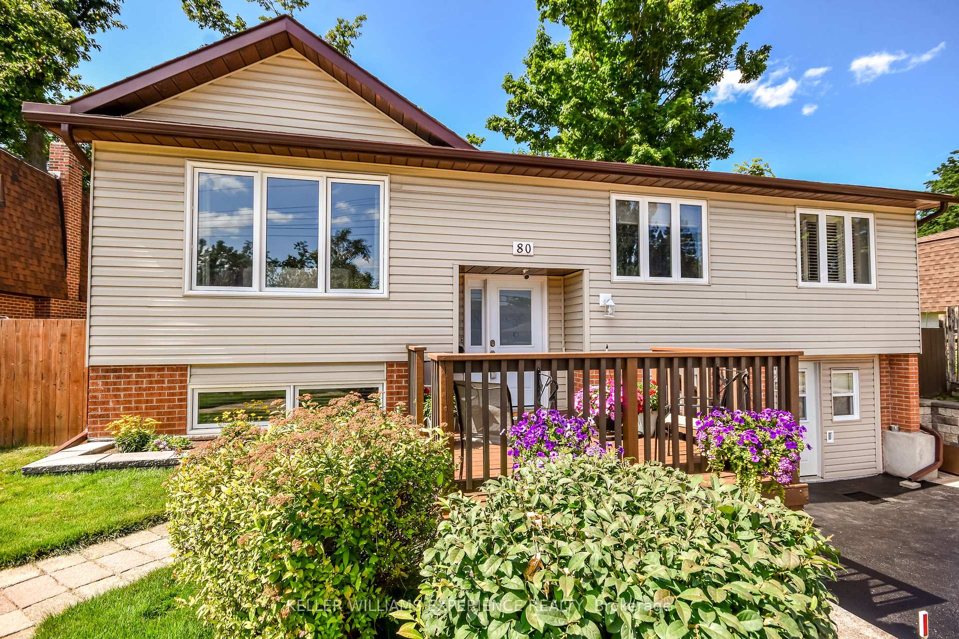Photo 9 of 80 Cundles Road E, Barrie, Cundles East — HOMEH