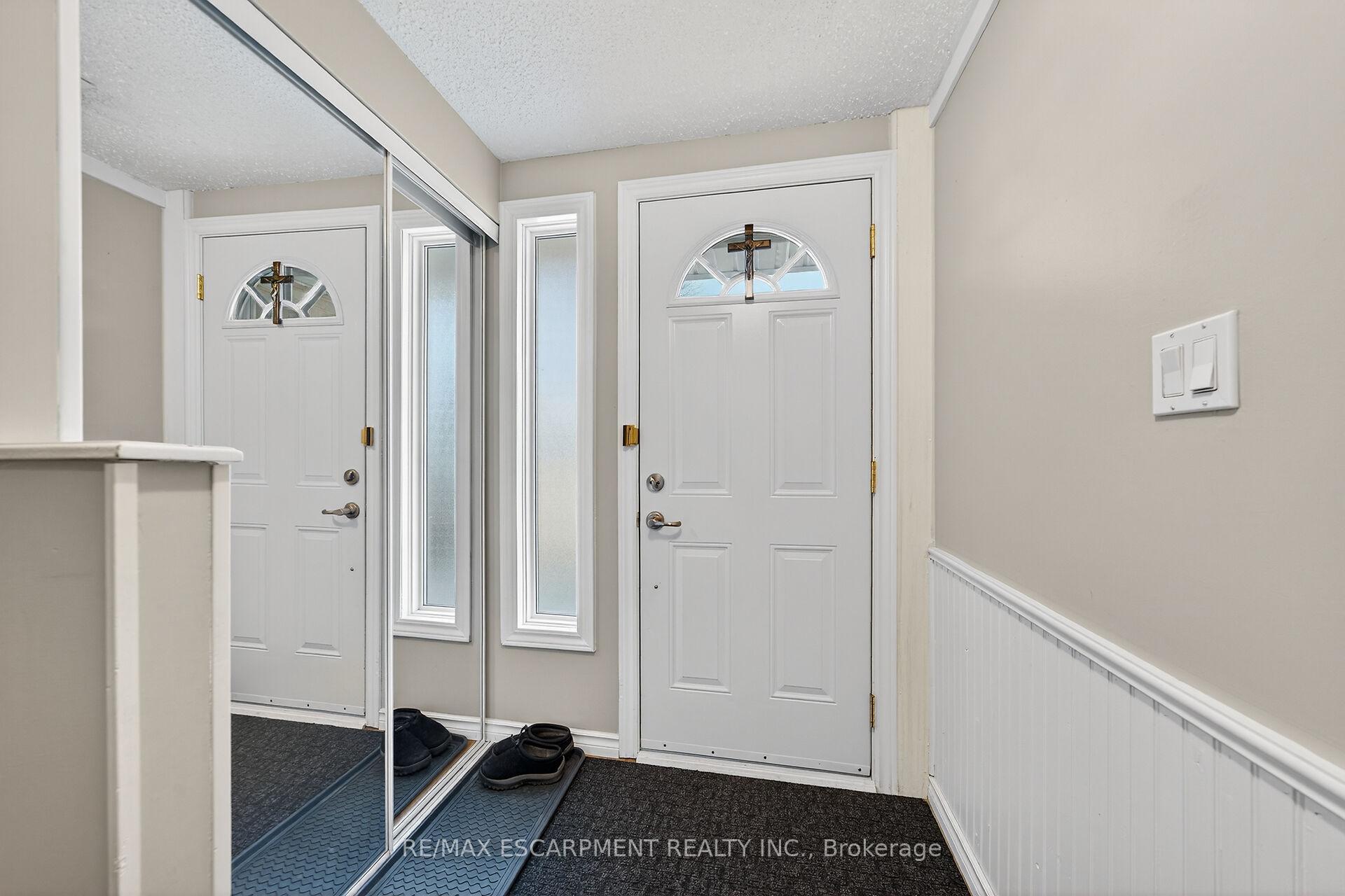 Photo 4 of Unit 64, 145 Rice Avenue, Hamilton, Fessenden — HOMEH