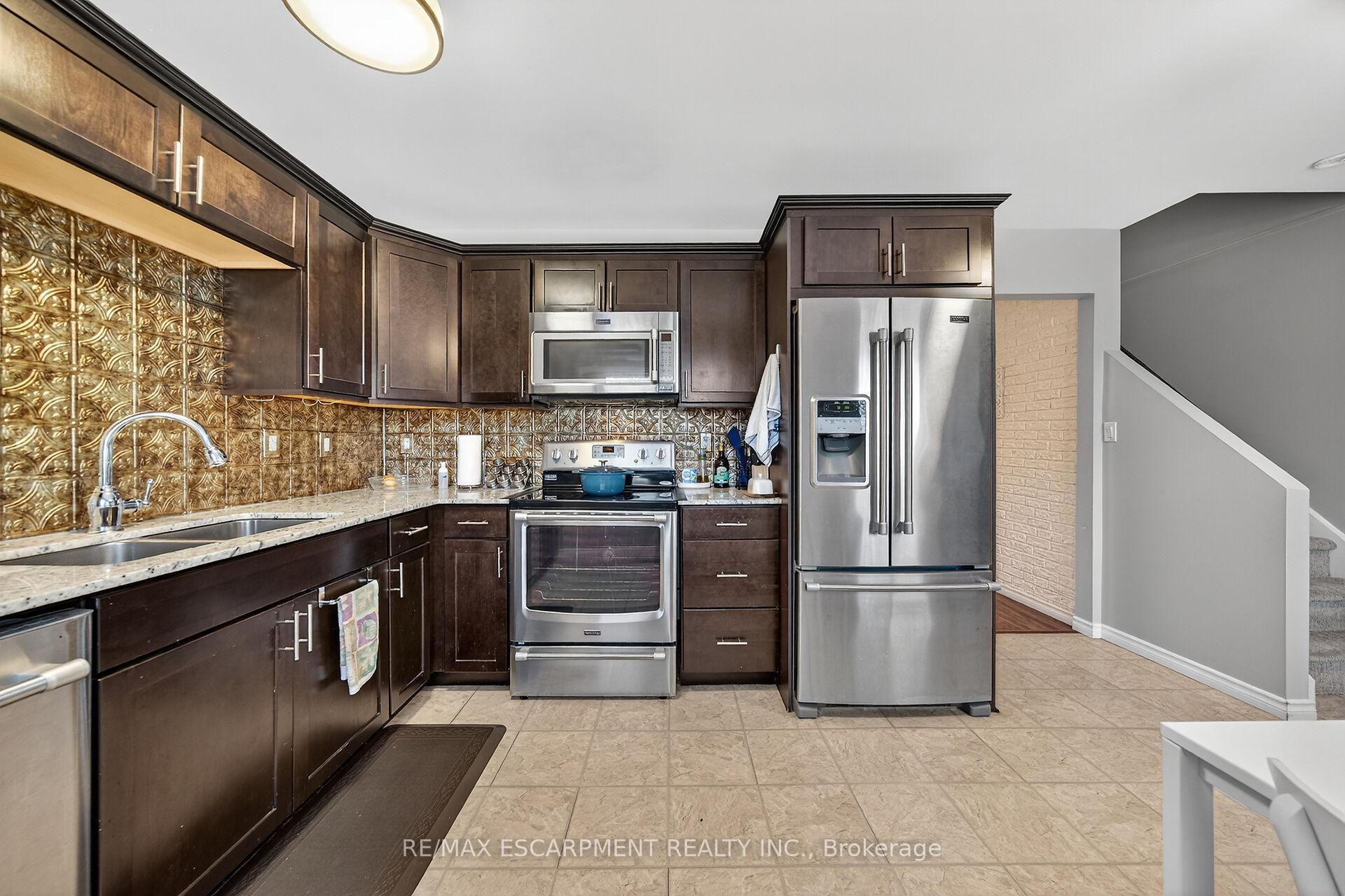 Photo 18 of Unit 64, 145 Rice Avenue, Hamilton, Fessenden — HOMEH