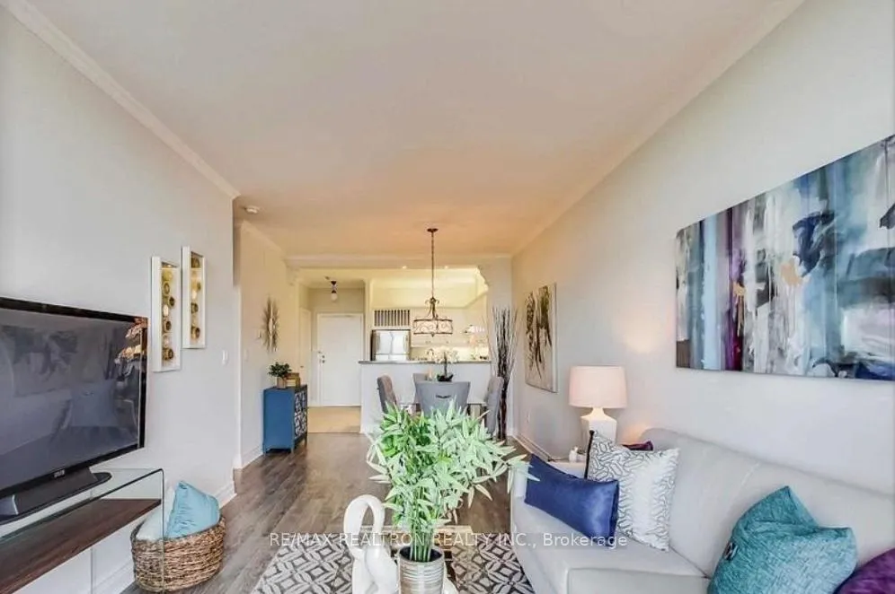 Photo 2 of Unit 615, 1 Leaside Park Drive, Toronto, Thorncliffe Park — HOMEH