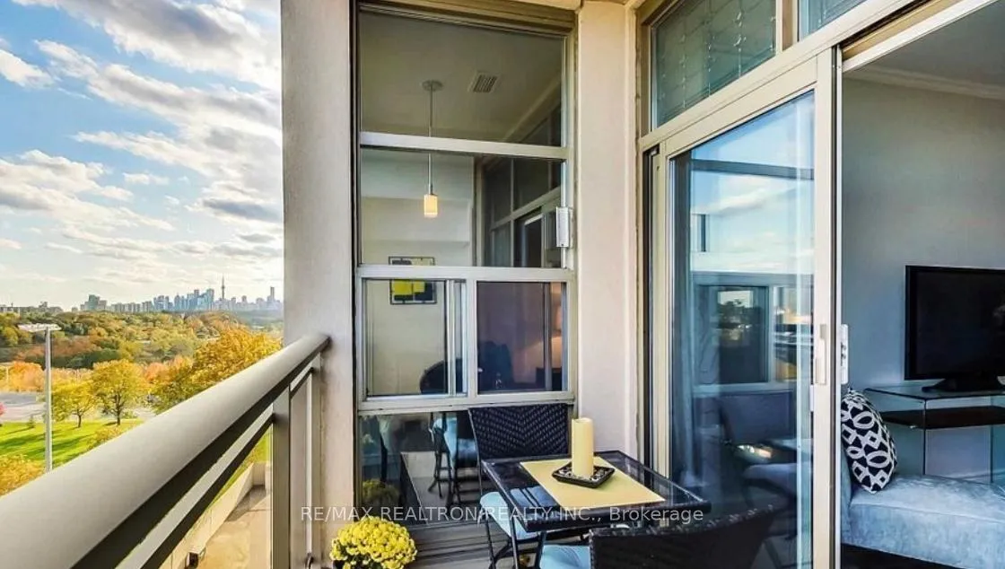 Photo 13 of Unit 615, 1 Leaside Park Drive, Toronto, Thorncliffe Park — HOMEH