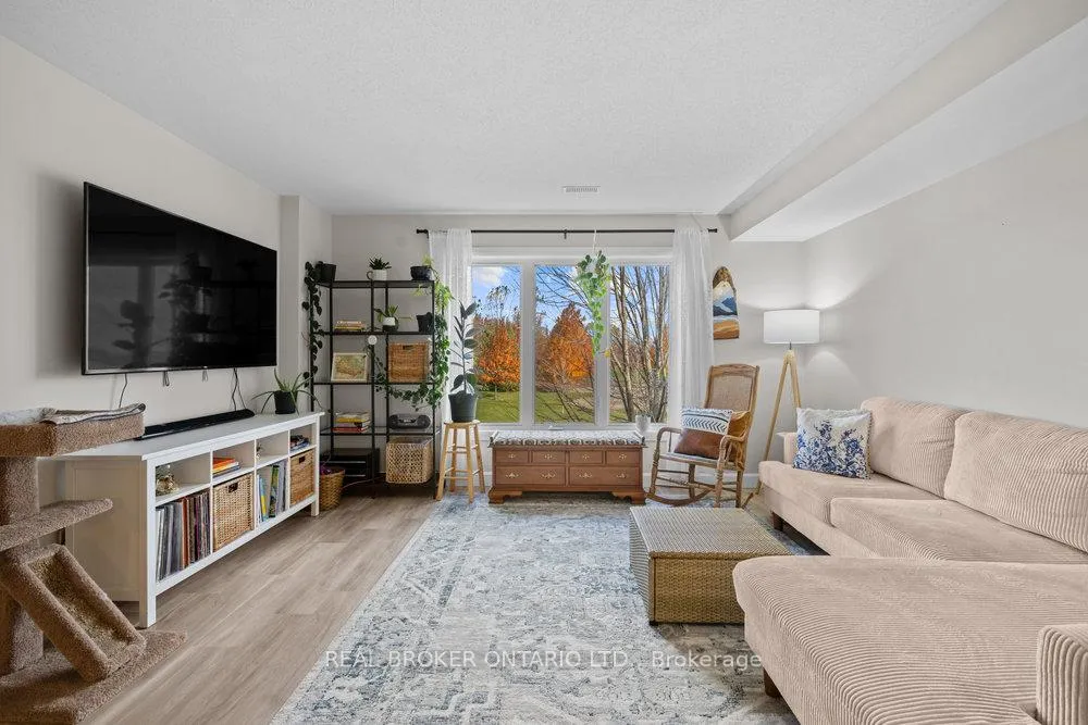 Photo 5 of Unit 10, 293 Aquaview Drive, Ottawa, Avalon East — HOMEH