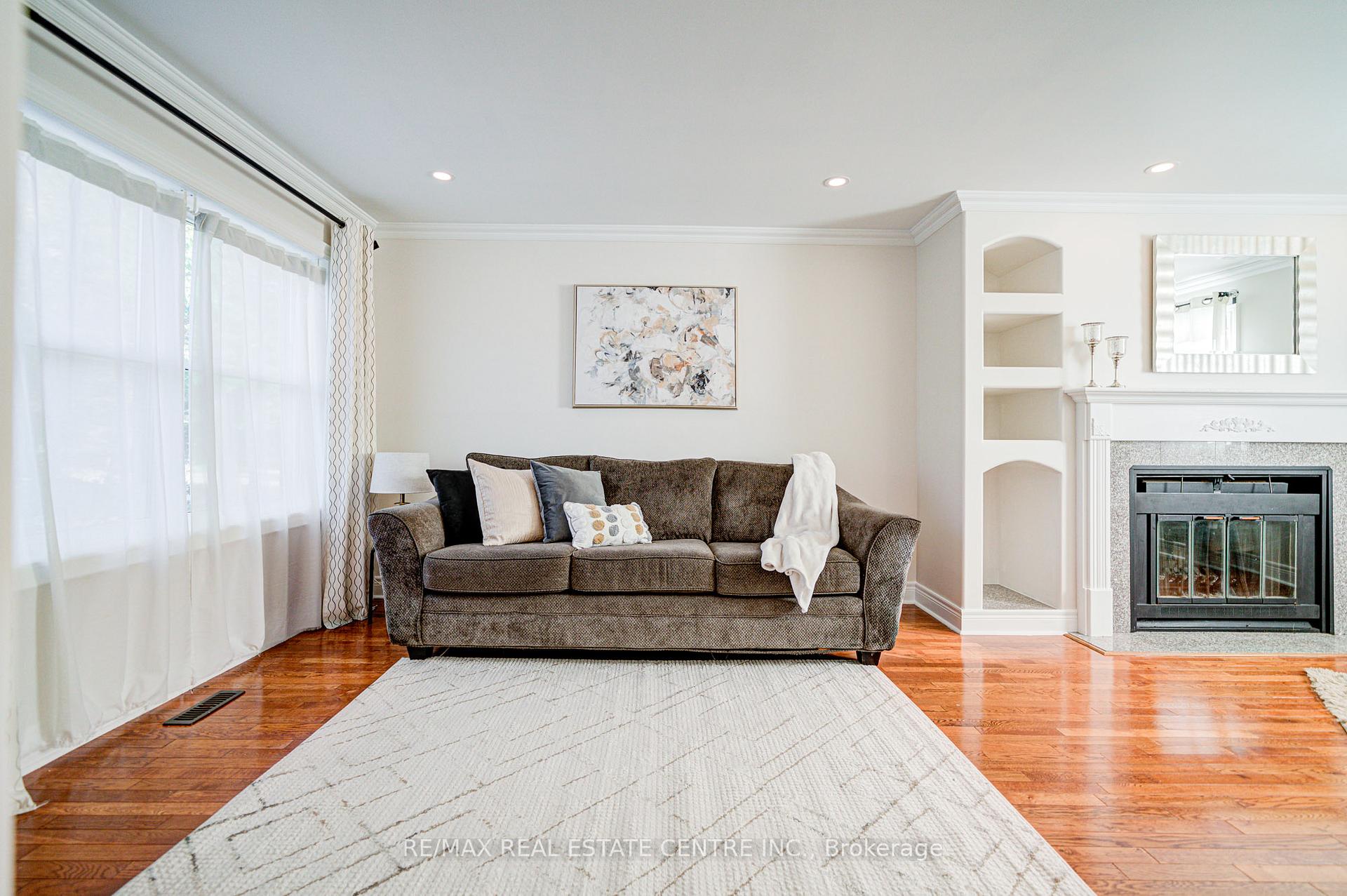 Photo 4 of 32 Agnes Street, Caledon, Alton — HOMEH