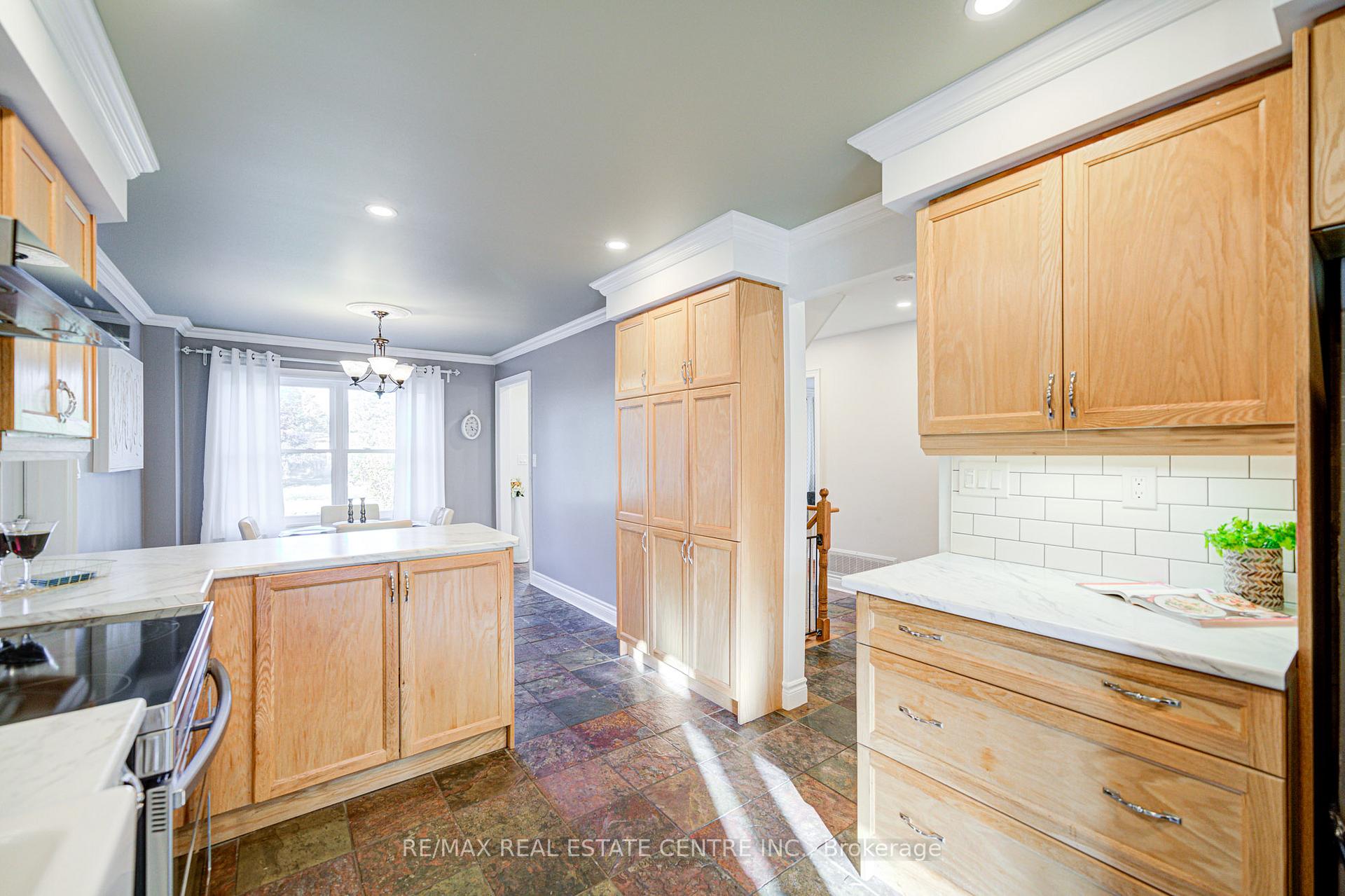 Photo 17 of 32 Agnes Street, Caledon, Alton — HOMEH