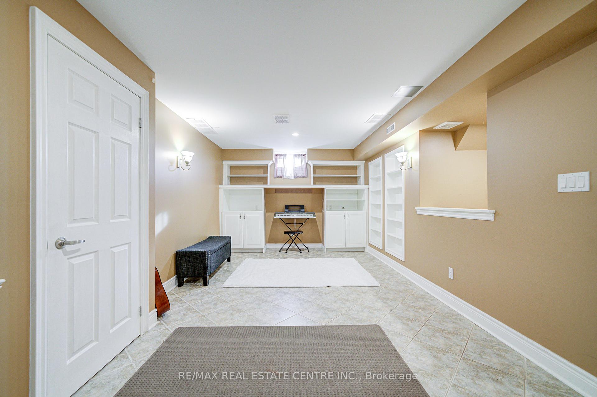 Photo 37 of 32 Agnes Street, Caledon, Alton — HOMEH